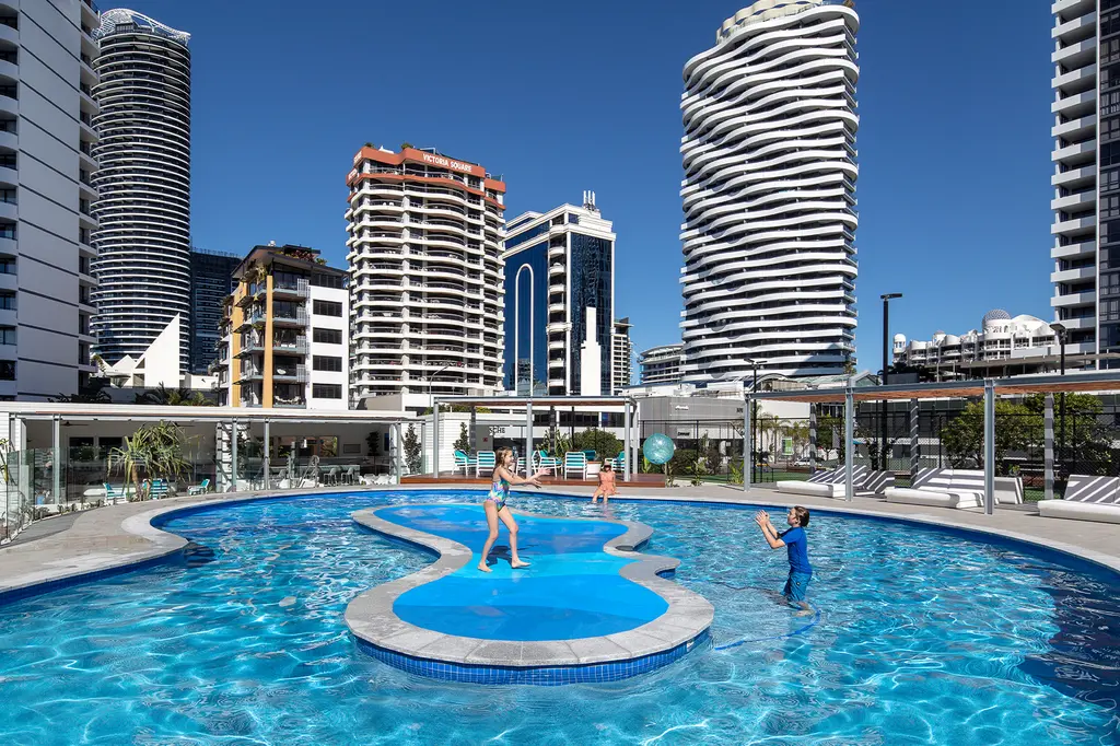 ULTIQA Beach Haven on Broadbeach image 14