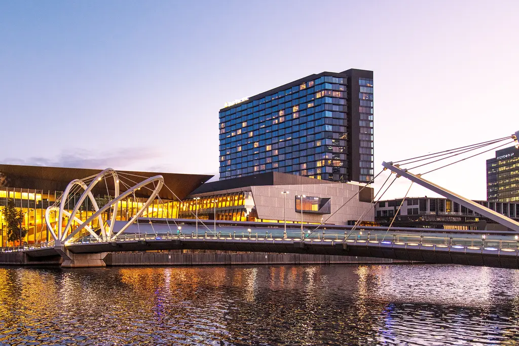 Pan Pacific Melbourne image 11