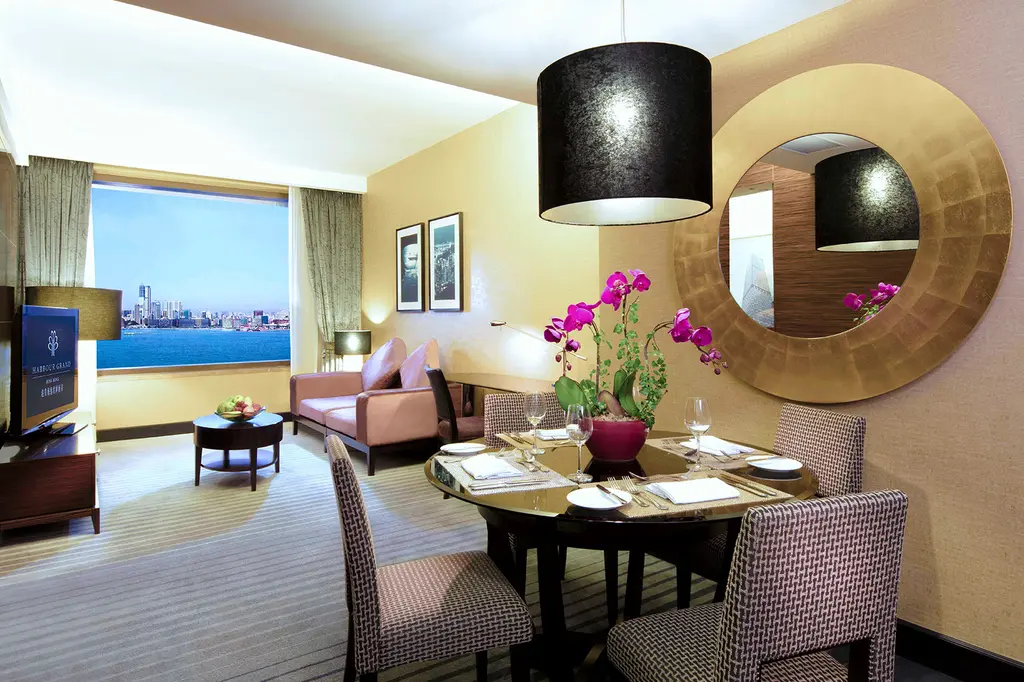 Harbour Grand Hong Kong image 8