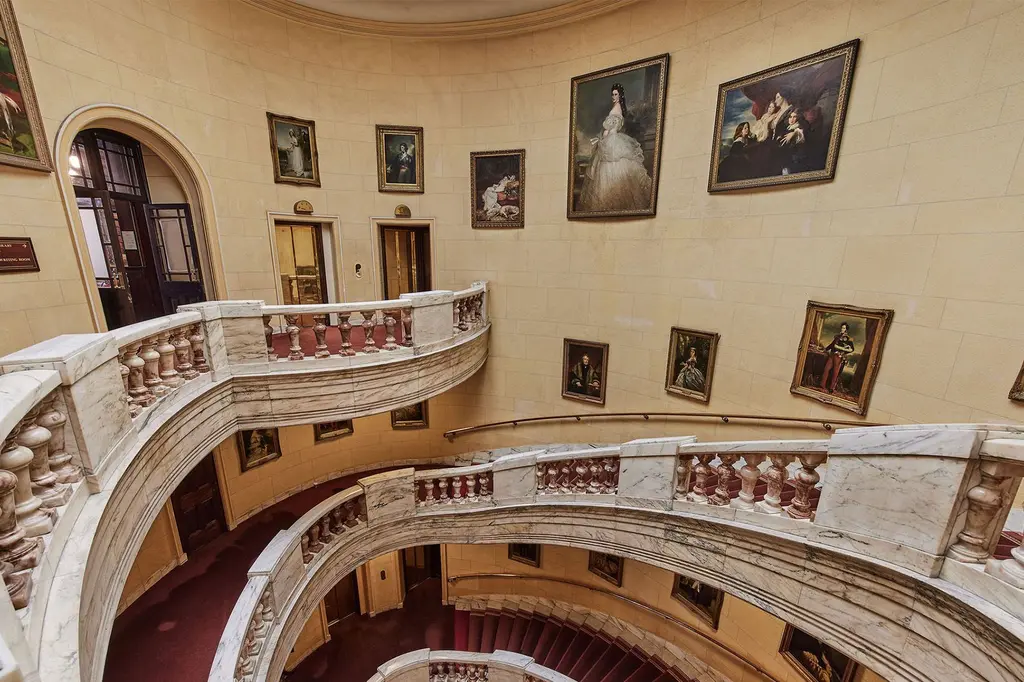 The Royal Horseguards Hotel image 11