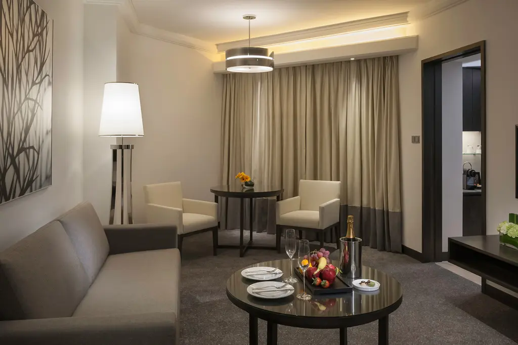 Gateway Hotel, Hong Kong image 11