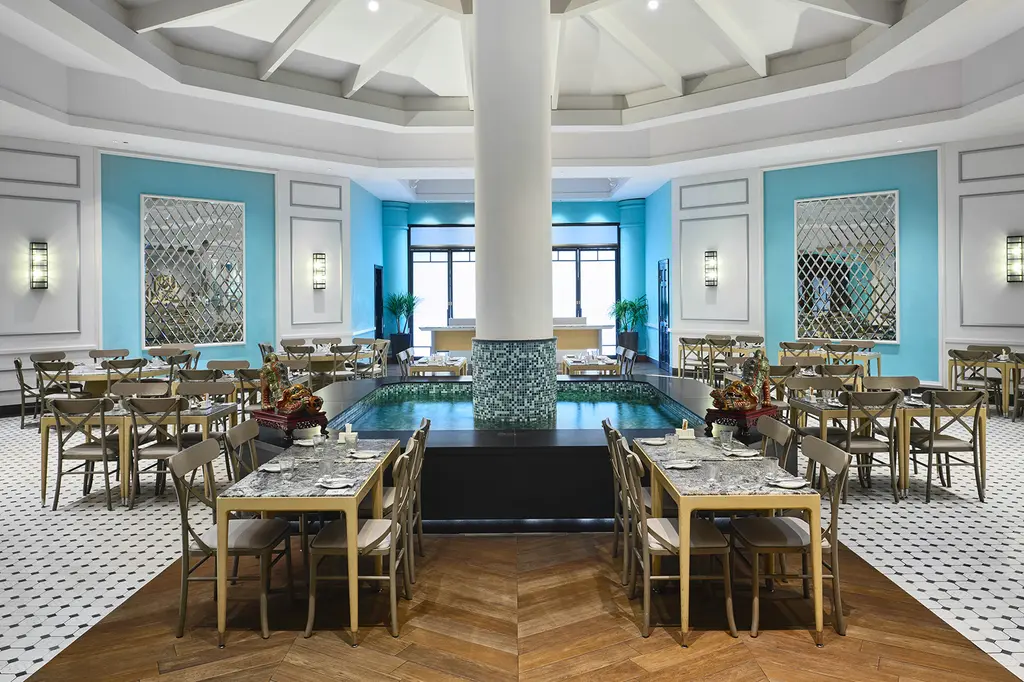 Paradox Singapore Merchant Court at Clarke Quay image 8