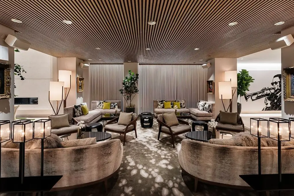 Dream Hollywood, by Hyatt image 6