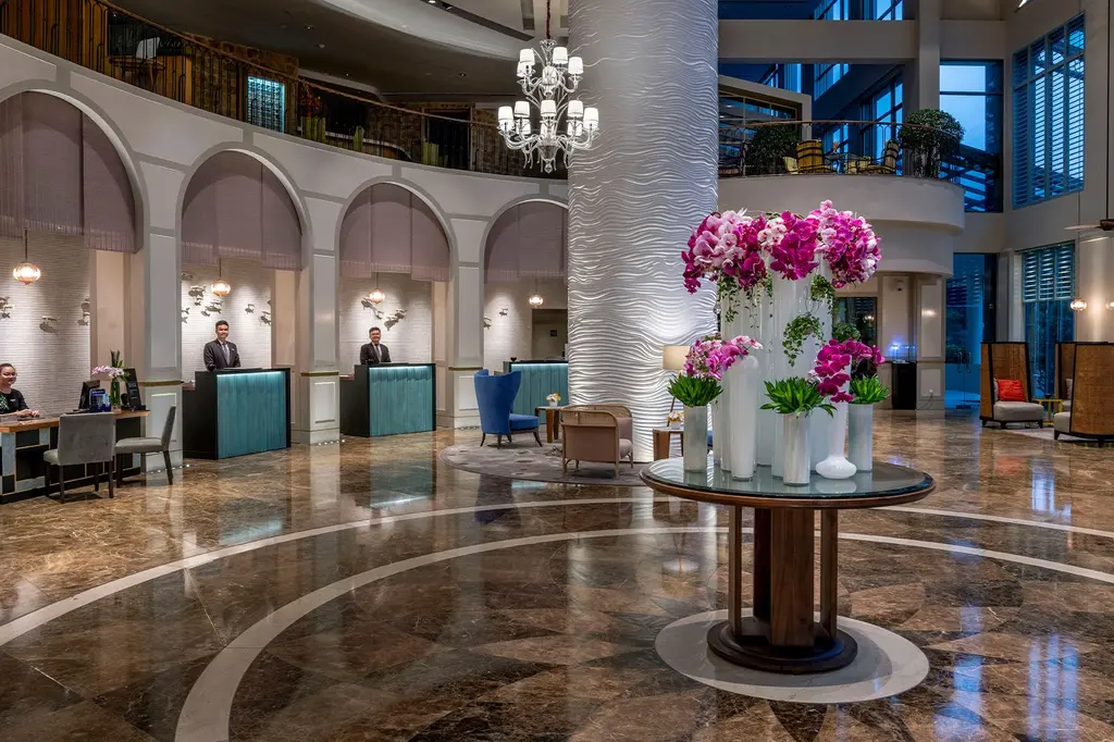 Sofitel Saigon Plaza image 5