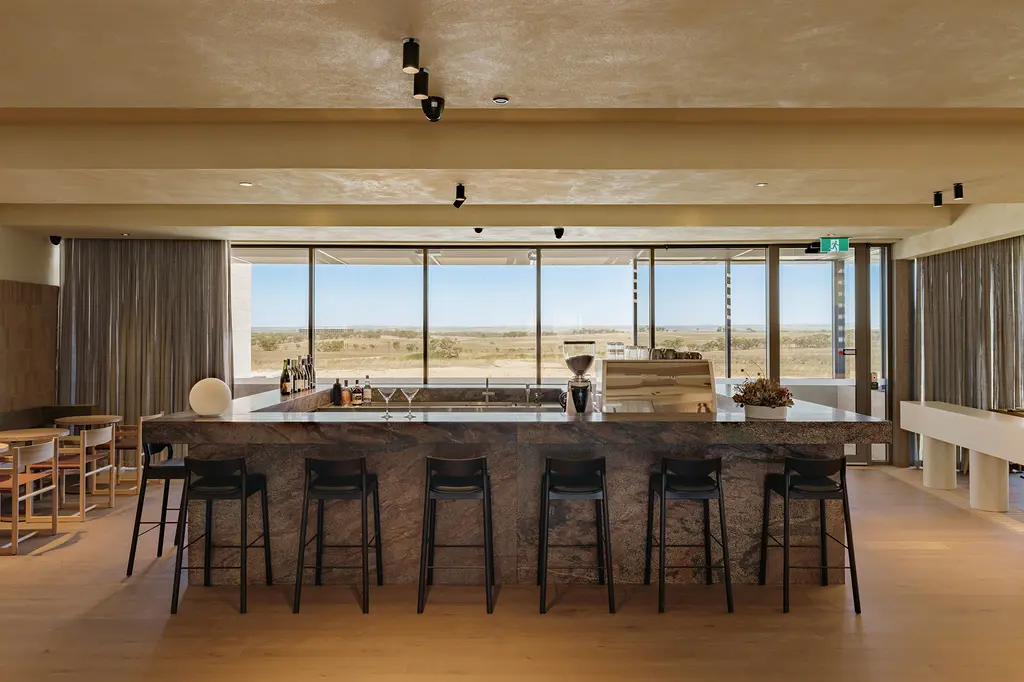 Safari Lodge at Monarto Safari Resort image 5