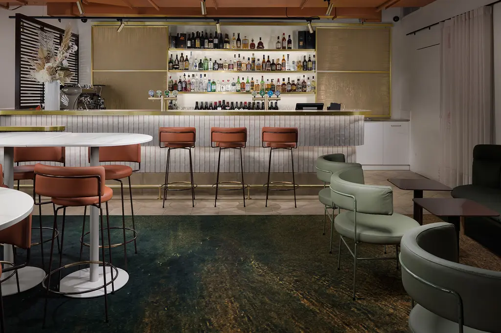 Pullman Melbourne City Centre image 2