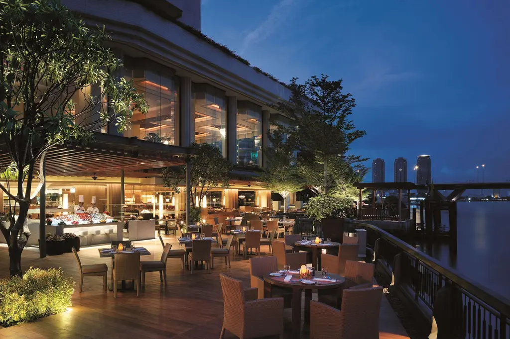 Shangri-La Bangkok image 7