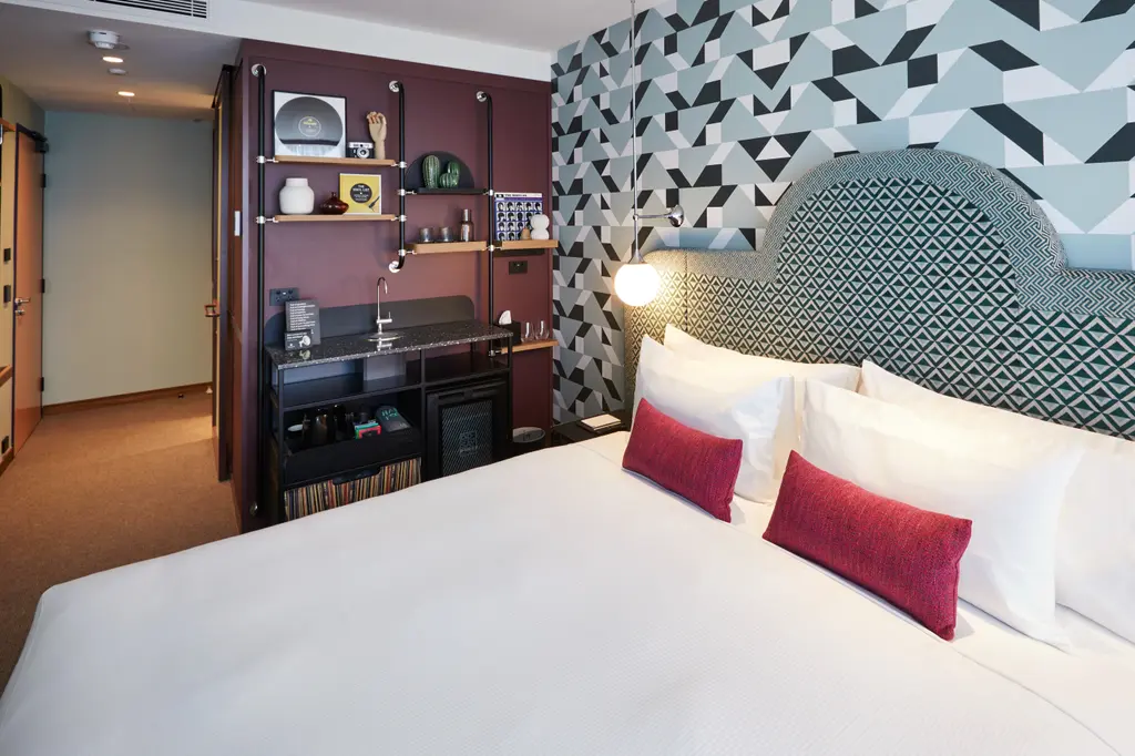 Ovolo South Yarra image 3