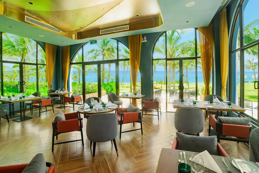 Wyndham Hoi An Royal Beachfront Resort & Villas image 14