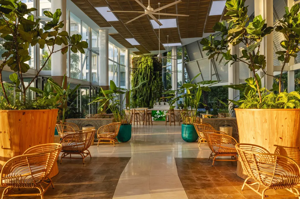 Meliá Danang Beach Resort image 7