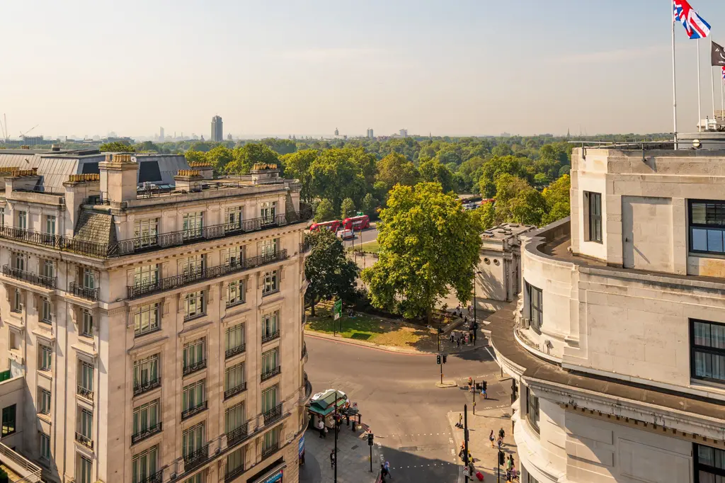 The Marble Arch Hotel by Thistle image 1