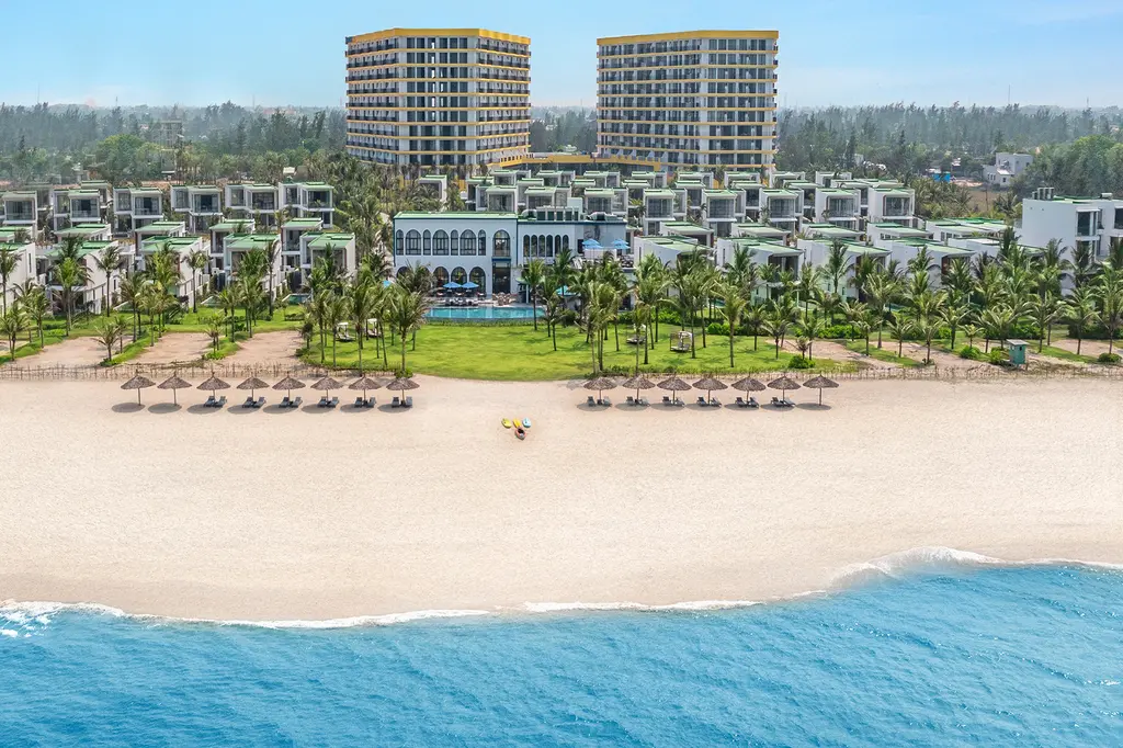 Wyndham Hoi An Royal Beachfront Resort & Villas image 2