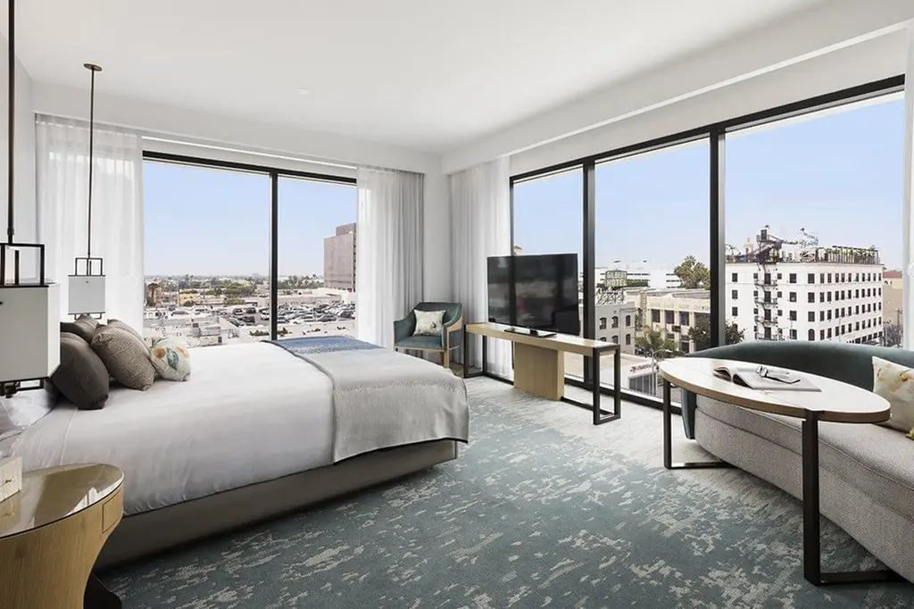 Dream Hollywood, by Hyatt image 3