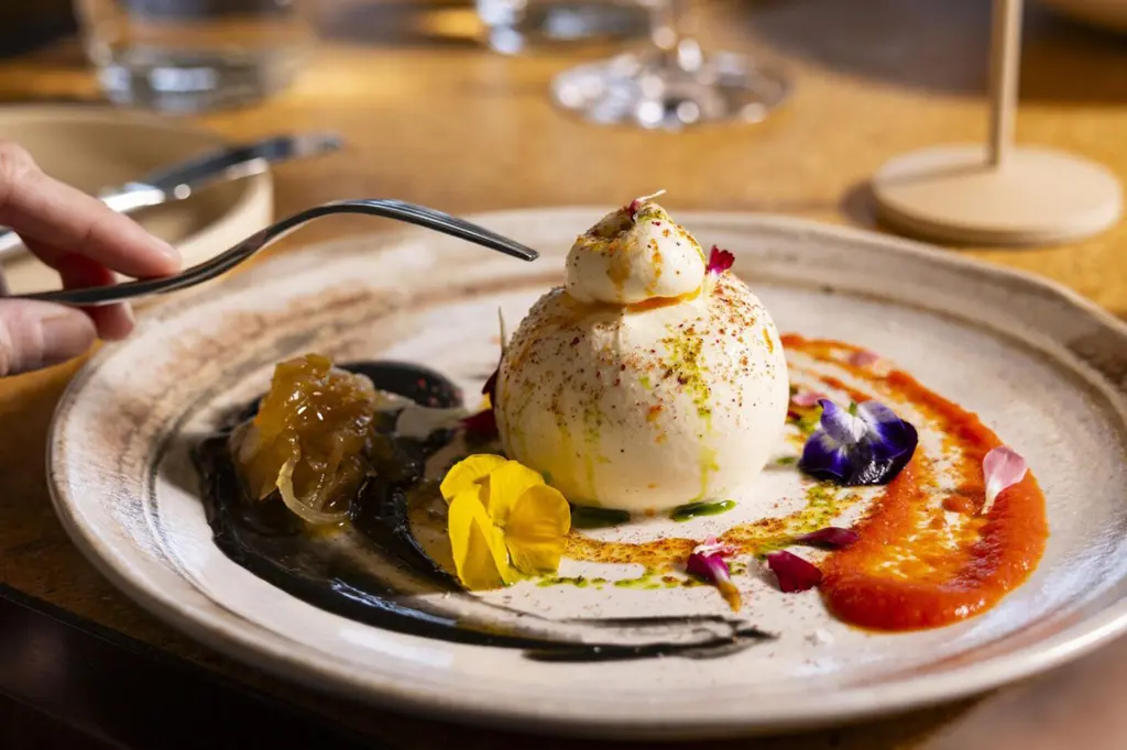 Safari Lodge at Monarto Safari Resort image 10