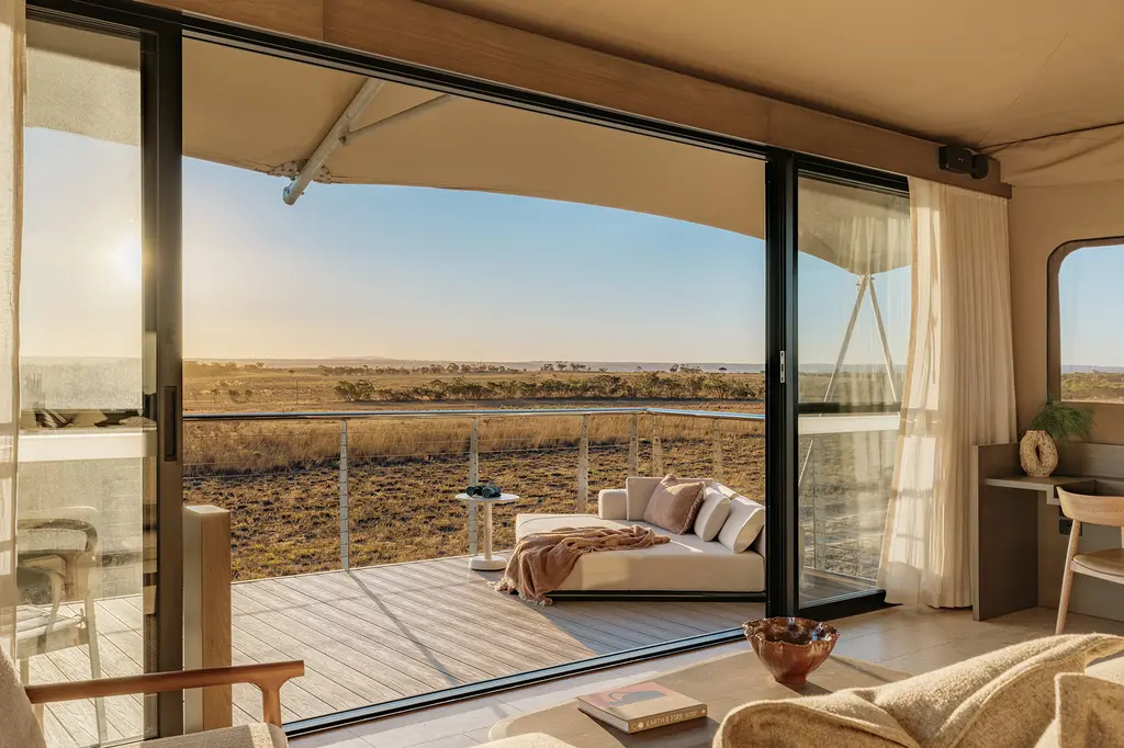 Safari Lodge at Monarto Safari Resort image 9