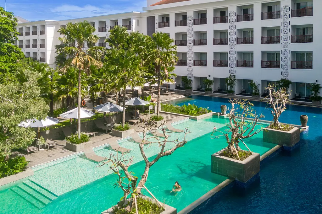 Grand Mercure Bali Seminyak image 1