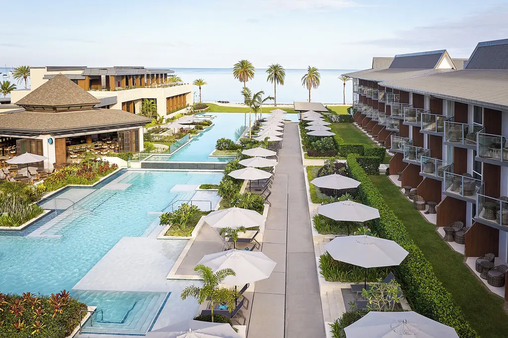 Crowne Plaza Fiji Nadi Bay Resort & Spa, an IHG Hotel image 1