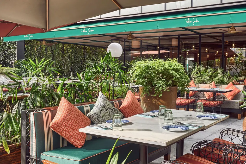 InterContinental Singapore Robertson Quay, an IHG Hotel image 7