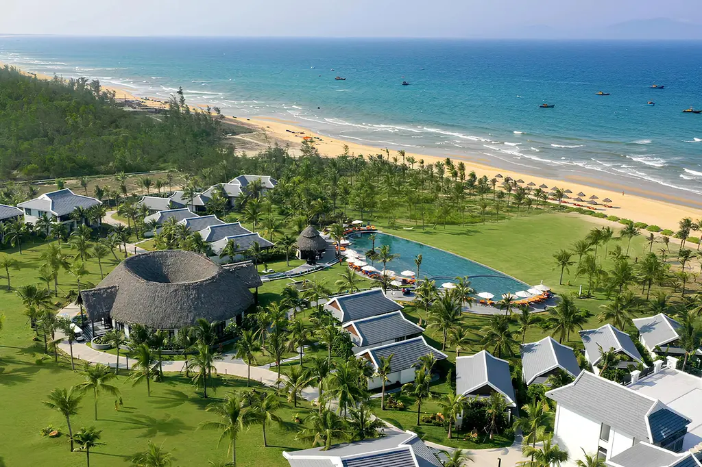 Bliss Hoi An Beach Resort & Wellness image 1