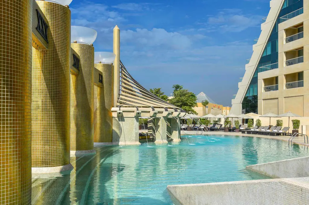 Raffles Dubai image 14