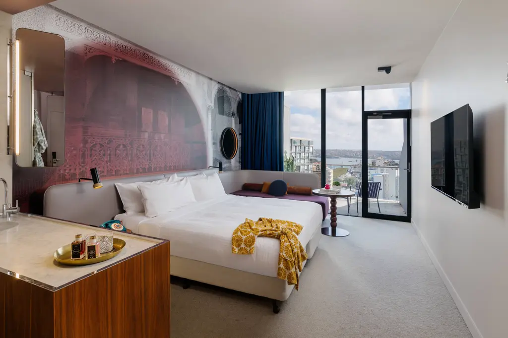 Hotel Indigo Sydney Potts Point by IHG image 3