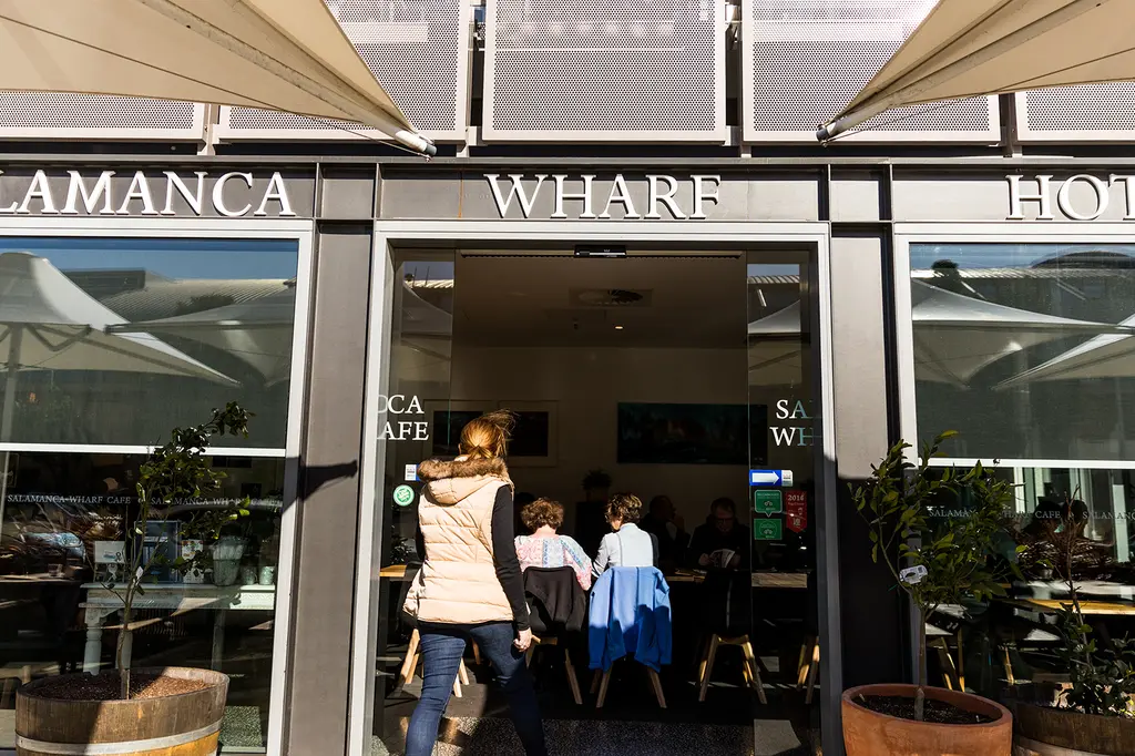 Salamanca Wharf Hotel image 6