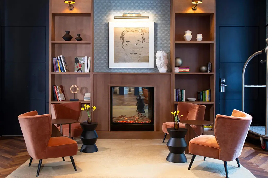 H10 London Waterloo image 15