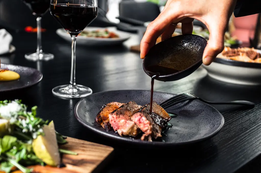 Mövenpick Hotel Hobart image 7