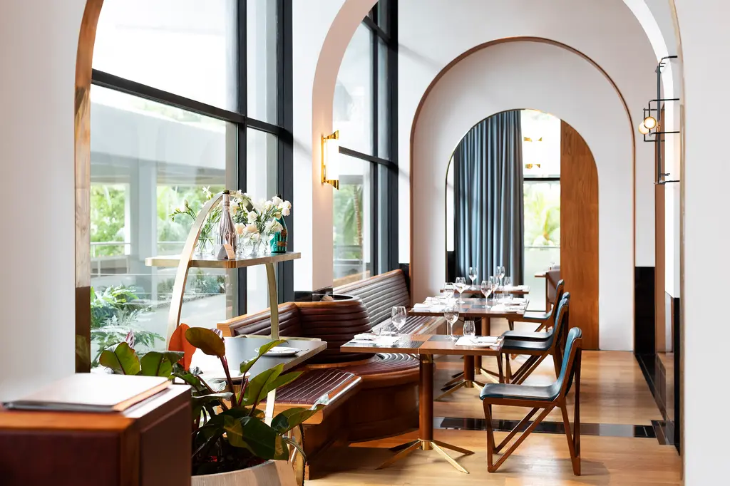 Shangri-La Hotel, Singapore image 8