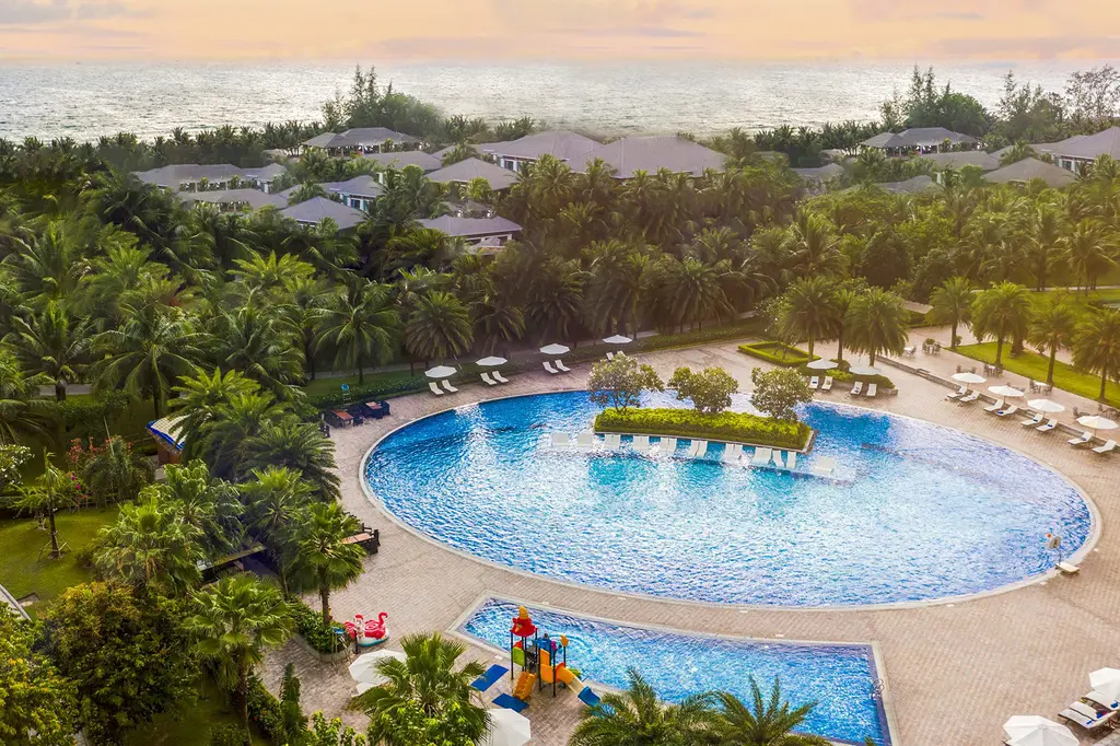 Wyndham Grand Phu Quoc image 1