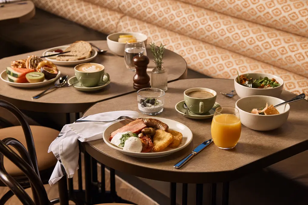 Rydges Melbourne image 12