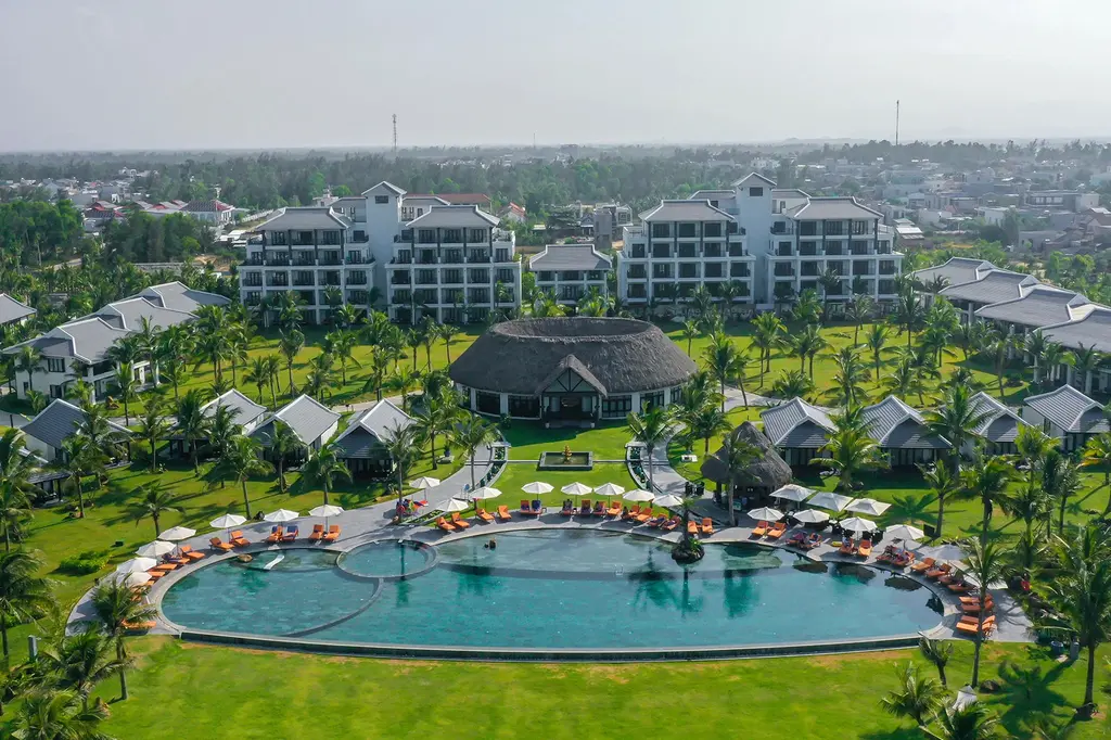 Bliss Hoi An Beach Resort & Wellness image 5