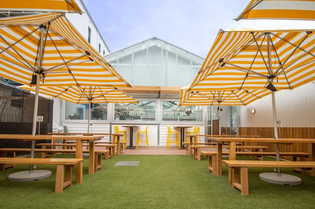 Portarlington Grand Hotel image 12