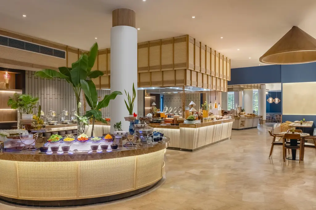 Meliá Danang Beach Resort image 13