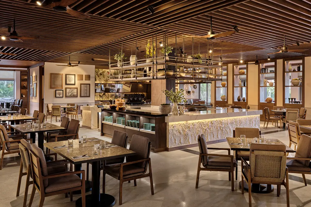 Crowne Plaza Fiji Nadi Bay Resort & Spa, an IHG Hotel image 7