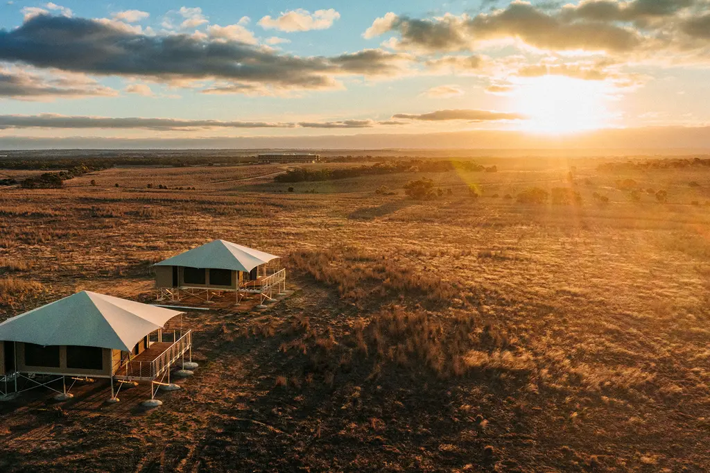 Safari Lodge at Monarto Safari Resort image 1