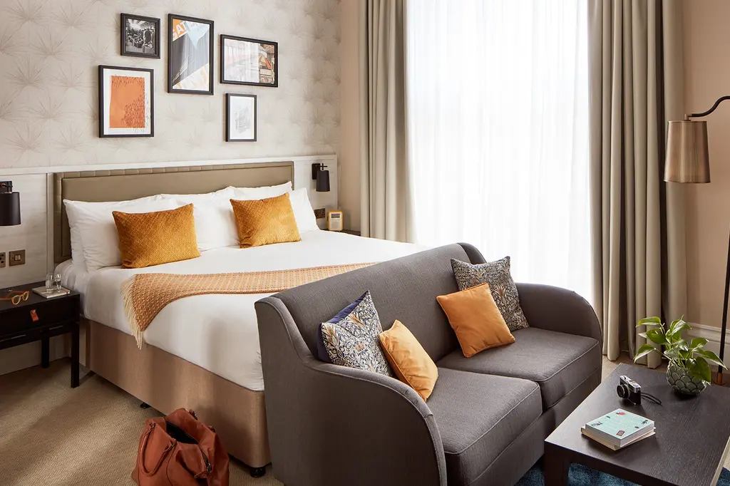 The Clermont, Victoria image 3